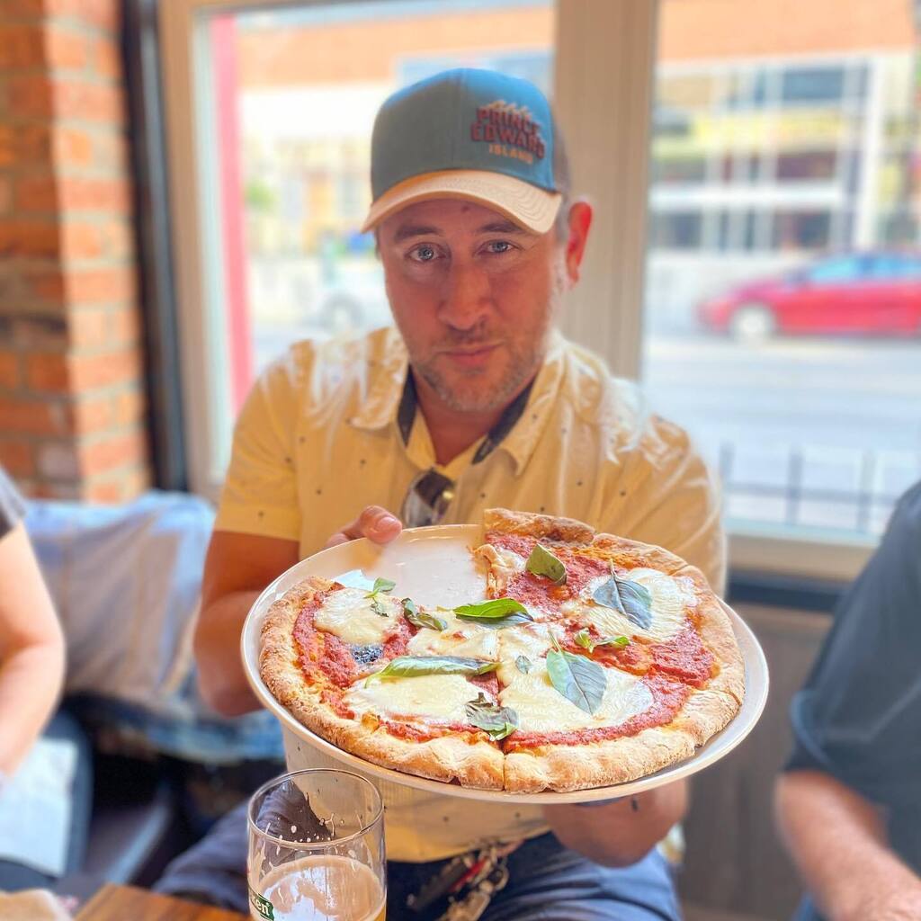 Ontario TMACer, Jim Bamboulis it’s not only an expert in Greek food, but he is also quite the pizza connoisseur.

#TMAContario #TMACtravel instagr.am/p/Cq9O1fELuhF/