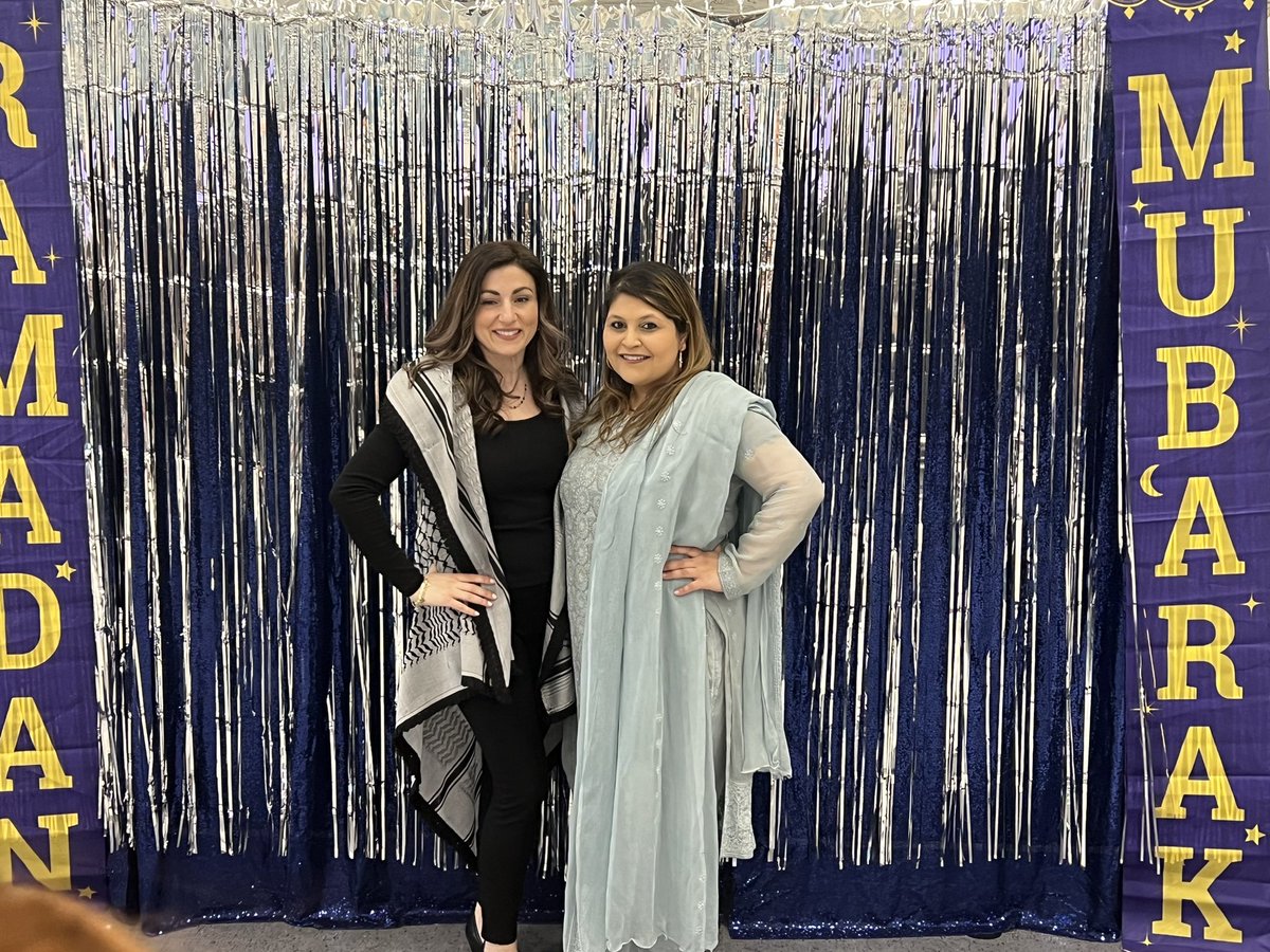 So honoured to have attended this beautiful Iftar hosted by <a href="/MEND_DDSB/">MEND</a> Congratulations to the amazing members and Chairs of this incredible organization <a href="/estwani_abby/">Abeir Estwani</a> <a href="/JadoonSaamah/">Ms. Jadoon</a>  
Thank you to <a href="/WillowsWalk/">Willows Walk P.S.</a> for providing a beautiful, welcoming space to families to break fast.