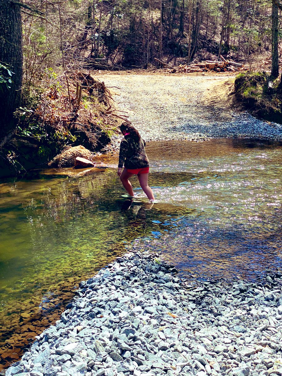TealSeptember's tweet photo. Spring break with the grandkids. #NathansCreek #ashecounty #nc #river #stream #family #familyfirst #familytime #familyphotography #familyfuntime #familyfunfive #familyfuntimes #familylove #familyislove #familyadventures #familyadventure #trip #trips #familymatters #fishing https://t.co/DgH44eU6ss