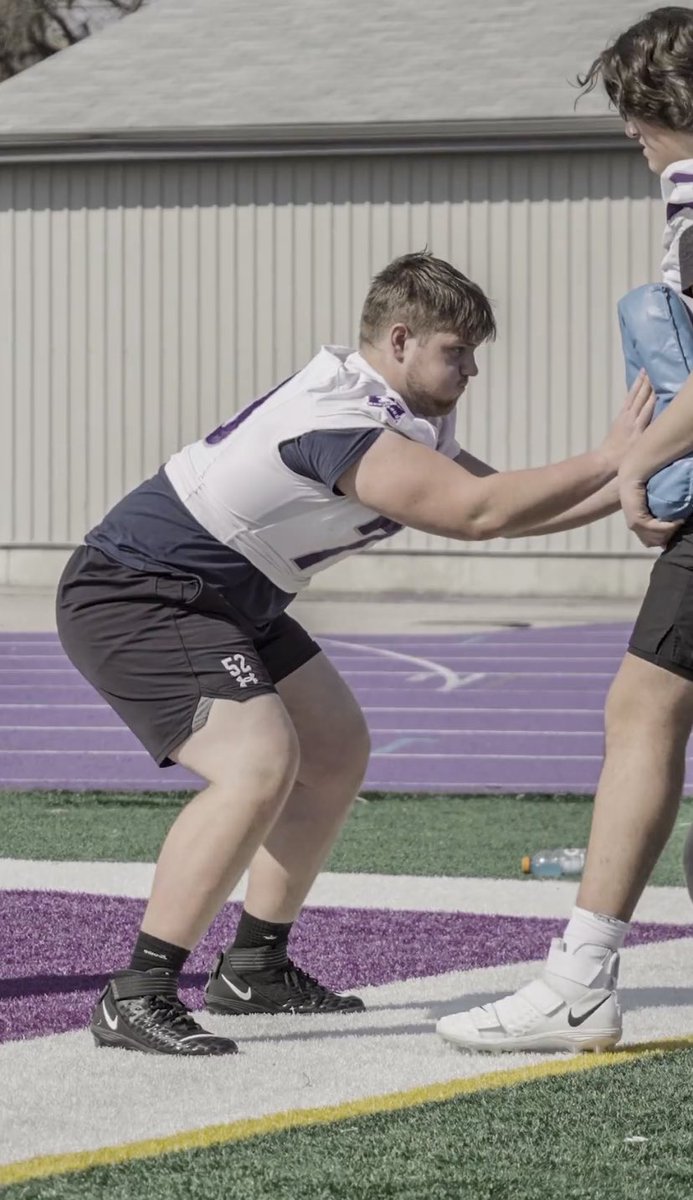 Brady DeBruyne tweet media