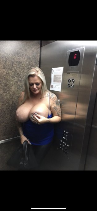 Watch 🎀𝕷𝖎𝖘𝖘𝖆 𝕰𝖑𝖑🎀's leaked NSFW photo on TwXstars