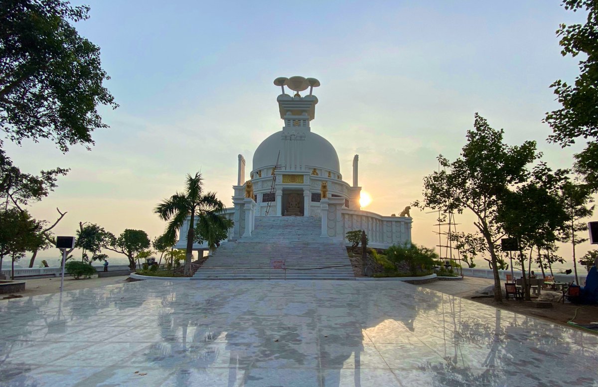 manas_muduli's tweet photo. Today is the 75th foundation day of the capital city, Bhubaneswar. It’s one of the first planned cities of India. 

While the history of ancient Bhubaneswar goes back to more than 2000 yrs, the modern city came into existence in 1948. Happy b’day #Bhubaneswar!! https://t.co/6wuLIWNknG