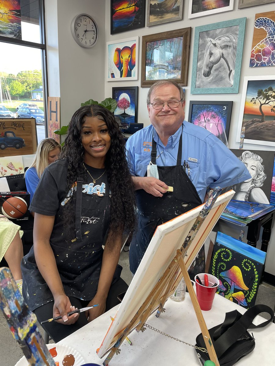 Lady Vol Boost Her Club on Twitter "What a Great Event!! Thank you Farragut Painting With a
