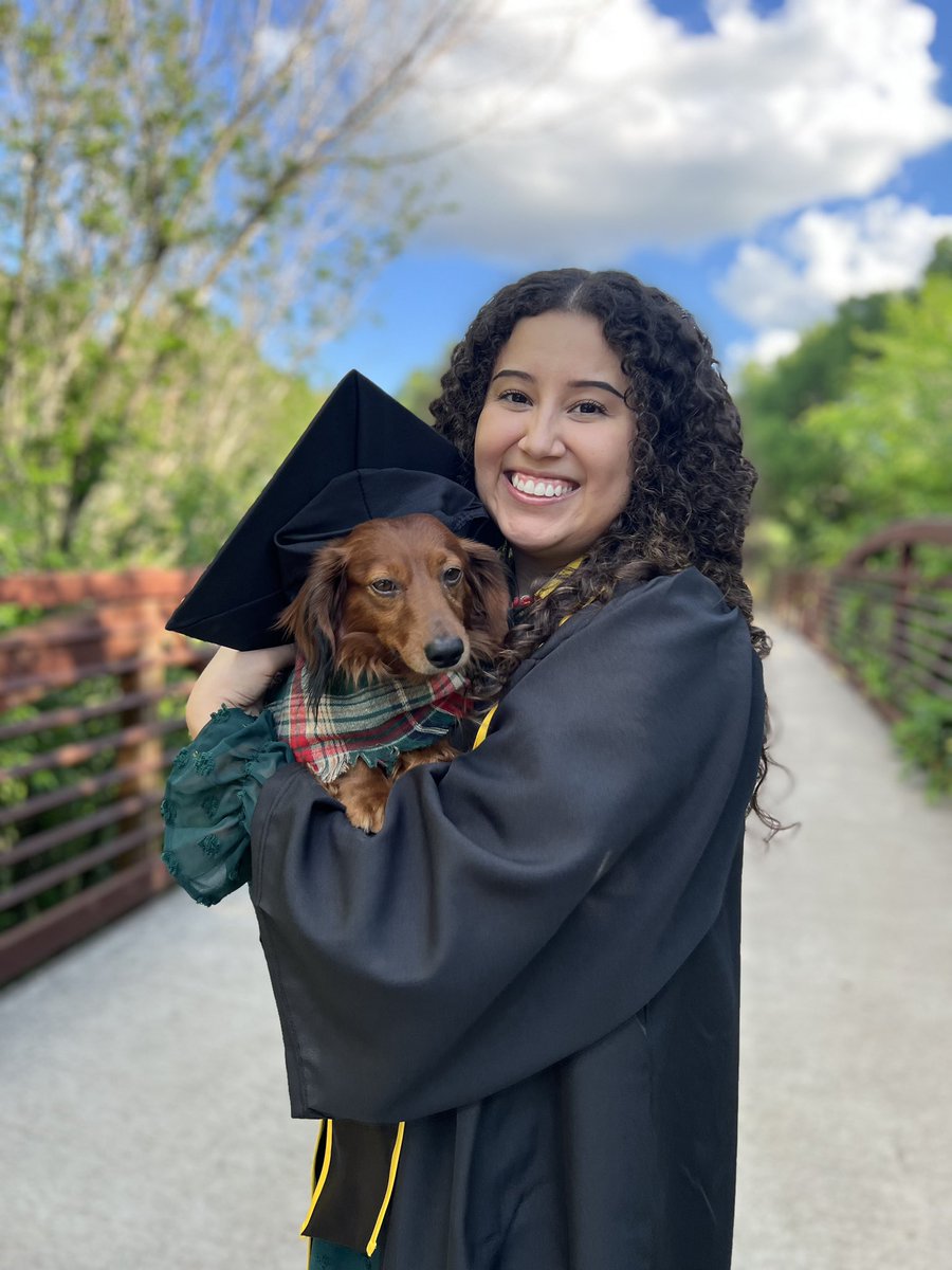 Jassmminn__'s tweet image. Proud to be a part of the 14% Hispanic Respiratory Therapist! 🫁❤️ #4weeksleft!!