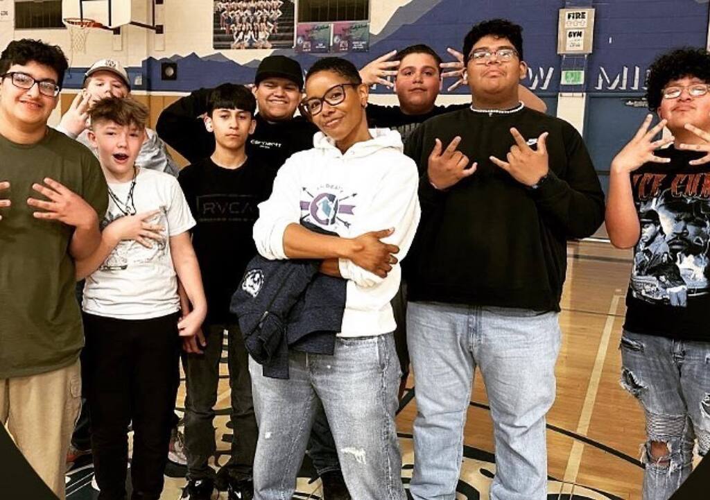 No but this goes hard tho! Shoutout to the little homies at Mountain View Middle School - thanks for bringing #TDDYT to Idaho! 💯
.

#Repost o6_chuy
・・・
Ig u can say it was a W day instagr.am/p/Cq9PZCxNnjt/