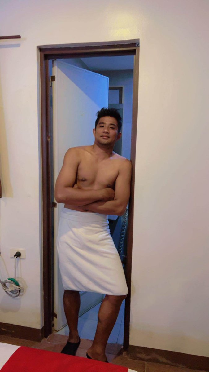 Markant80467021's tweet photo. 5'10 Legit Massage Therapist My place home service hotel around manila contact# 09772918379 https://t.co/SMpn2g6uRT