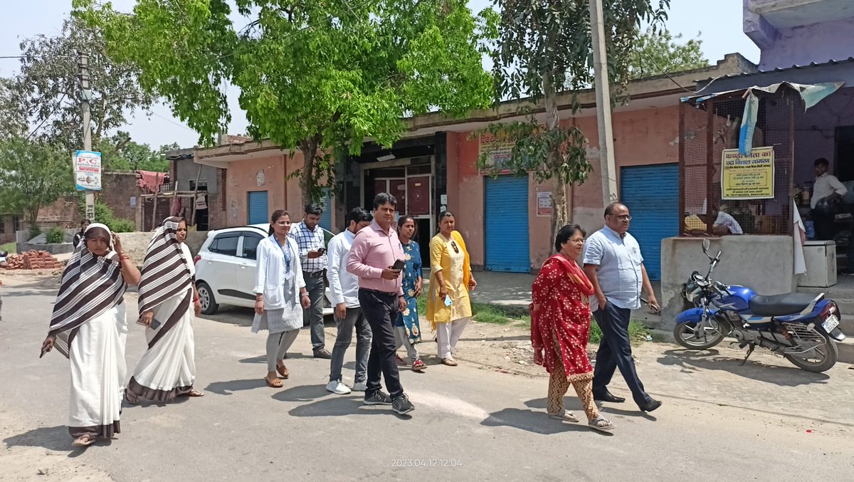 स्टेट नोडल अधिकारी डॉक्टर ज्योत्सना वत्स, मुख्य चिकित्सा अधिकारी डॉ दिनेश कुमार, उप मुख्य चिकित्सा अधिकारी डॉ मसूद अनवर, पब्लिक हेल्थ एक्सपर्ट डॉ सुरुचि शर्मा ने जनपद मे चल रहे संचारी अभियान एवम HWC मीतली का निरीक्षण किया l <a href="/BagpatDm/">DM Baghpat</a> <a href="/dryashveersingh/">Dr yashvir singh</a> <a href="/JaswantSainiBJP/">Jaswant Singh Saini</a> <a href="/nhm_up/">NHM UP</a>