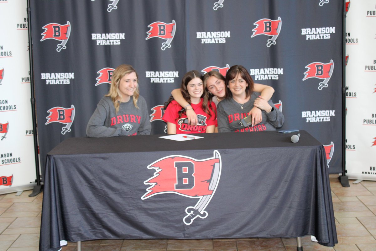 BHSPirateSports's tweet photo. Congratulations to Cade Grimm (Missouri S&amp;T), Quinn Swofford (Iowa Western), Payton Stiff (Drury), and Kloey Alms (Evangel) on signing today to continue their athletic careers. https://t.co/2lsfQXYmsx