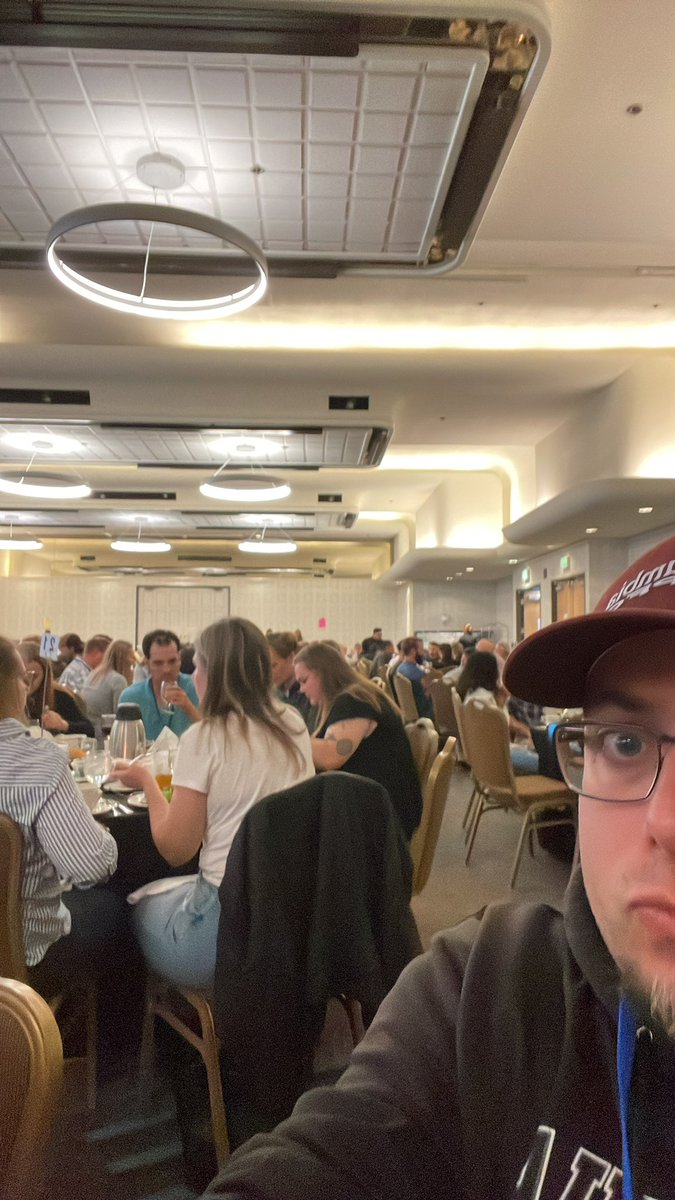 TimLane13's tweet image. Just met AmericanRivers’ Erin, at 2023 #FMCS Portland! More #freahwatermussel #SciComm to come!