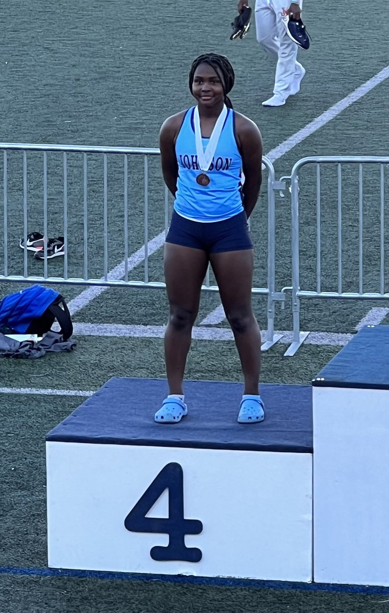 Congratulations to a couple of our Track field event Jags receiving their medals today! Good luck at Area next week! @CTJohnsonTandF #JaguarPride #EveryoneCounts