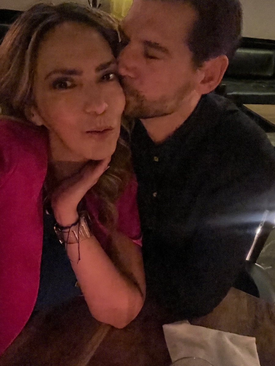 AnnaMoRa84's tweet photo. My baby! 🇫🇷🇲🇽👩🏼‍🤝‍👨🏻 https://t.co/ULbqszI0hs