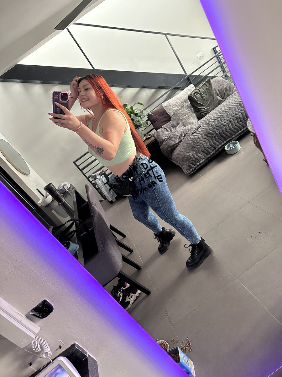 ThomsonNata's tweet photo. @CamSodaLive @OnlyFans https://t.co/pHpQritanj