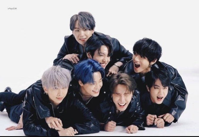 Srashti231824's tweet photo. 🦋💜💜💜💜💜💜💜🦋
WE LOVE YOU JUNGKOOK
WE LOVE YOU TAEHYUNG 
WE LOVE YOU JIMIN
WE LOVE YOU J HOPE
WE LOVE YOU YOONGI
WE LOVE YOU NAMJOON
WE LOVE YOU JIN
WE LOVE YOU BTS BANGTAN https://t.co/pBC0QlV5bK