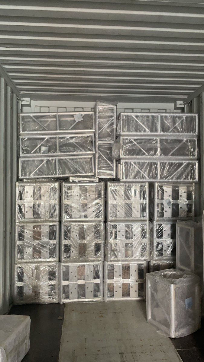stage_truss's tweet image. Shipping day #stagetruss  #eventstage #aluminumtruss #stage #lightingtruss  #tryssstructure #stagedesigng #rigging #rigginglife #globaltruss #stagelighting #stagelight #stageequipment #eventrental #weddingrental ##audios #partyrental #weddingrentals #stagelighting #eventos