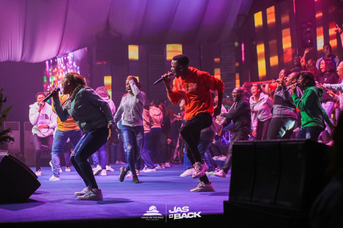HOTRphc's tweet photo. The powerful musical renditions and beautiful arrangements that Potter’s Treasure brought to the Return of the Jesus Alternative Service (JAS) made the concert one of a kind.
#JAS
#TheJesusAlternativeService
#HouseOnTheRockPortHarcourt https://t.co/mLdL1lygLR