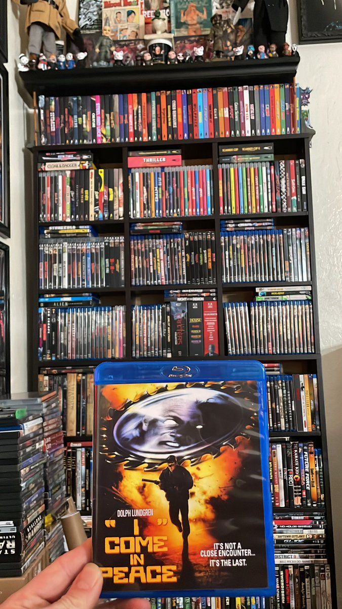 Jay222toy's tweet image. Loved this movie since I first saw it when I was a kid, #NowWatching “I Come In Peace” while I sculpt #physicalmedia #screamfactory