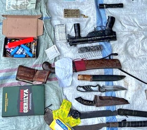 Setelah proses penelusuran dan pengintaian panjang, Densus 88 AT Polri pada 11-12 April 2023 kemarin melakukan upaya penangkapan terhadap 6 orang tersangka Teroris di kabupaten Mesuji dan Pringsewu, Lampung. Dari 6 tersangka tersebut, 2 orang tewas dan 4 orang berhasil ditangkap.