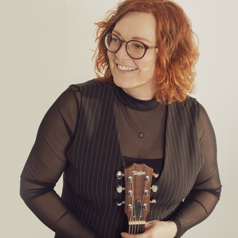 Anna Sellén släpper singel skriven tillsammans med Ollie Olsson mynewsdesk.com/se/piteascienc…