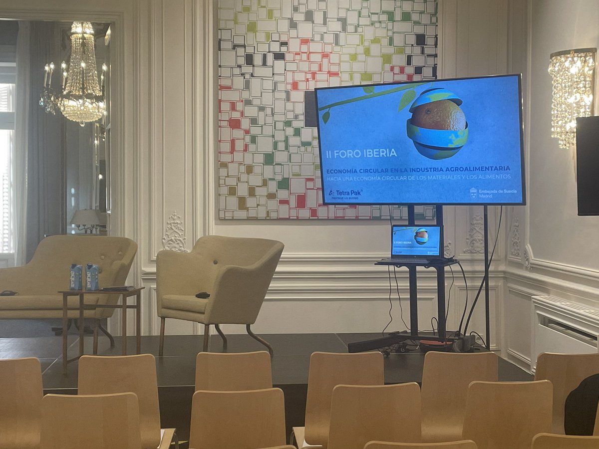 AdrianaBonezzi's tweet photo. Preparados para la jornada d hoy #sostenibilidad #ecocircular organizada por @TetraPak_es Gracias por contar con @MdRestauracion https://t.co/40UnLOgzVc