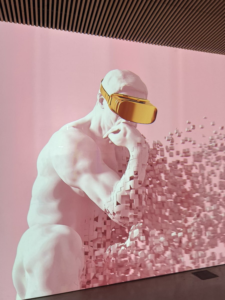 KatsuhitoMuroi's tweet image. Laval Virtual2日目頑張ります
#LavalVirtual2023