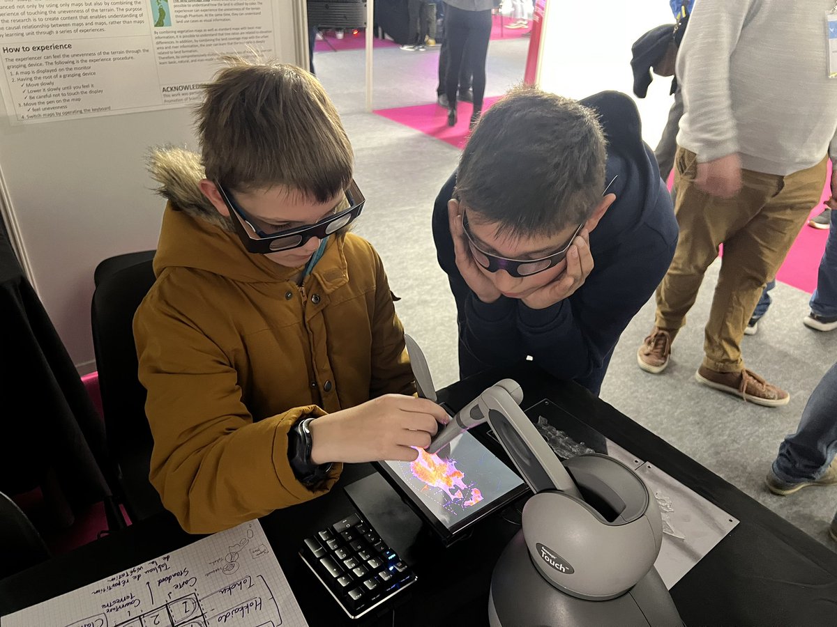 KatsuhitoMuroi's tweet image. Laval Virtual2日目頑張ります
#LavalVirtual2023