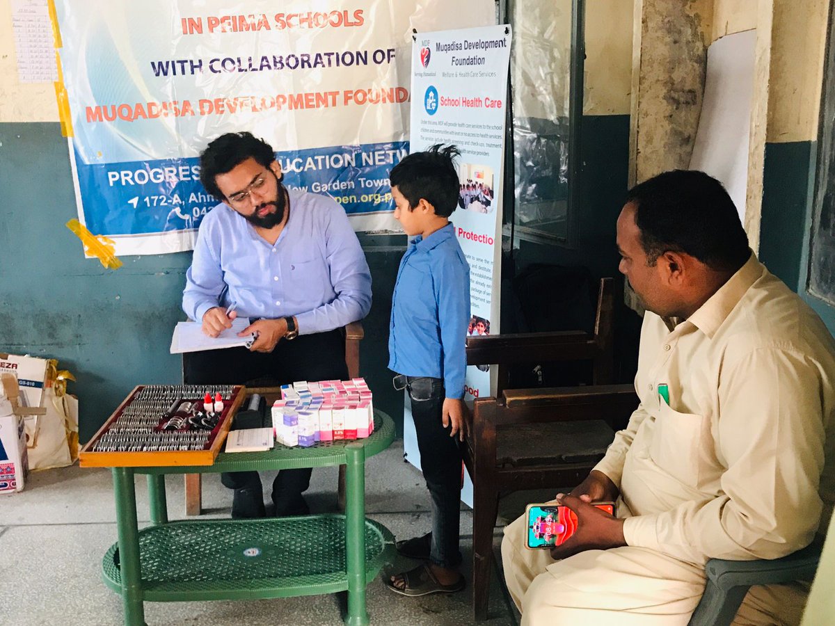 penpk's tweet photo. PEN &amp; MDF jointly set up a Medical Camp at PEIMA school, Sheikhupura. More than 150 students were thoroughly examined , and 43 were diagnosed with Eyesight issues. Students were given referral guidelines for treatment.
#healthcare #QualityEducationForAll #pen #donate #education https://t.co/IMKlV5Jzha