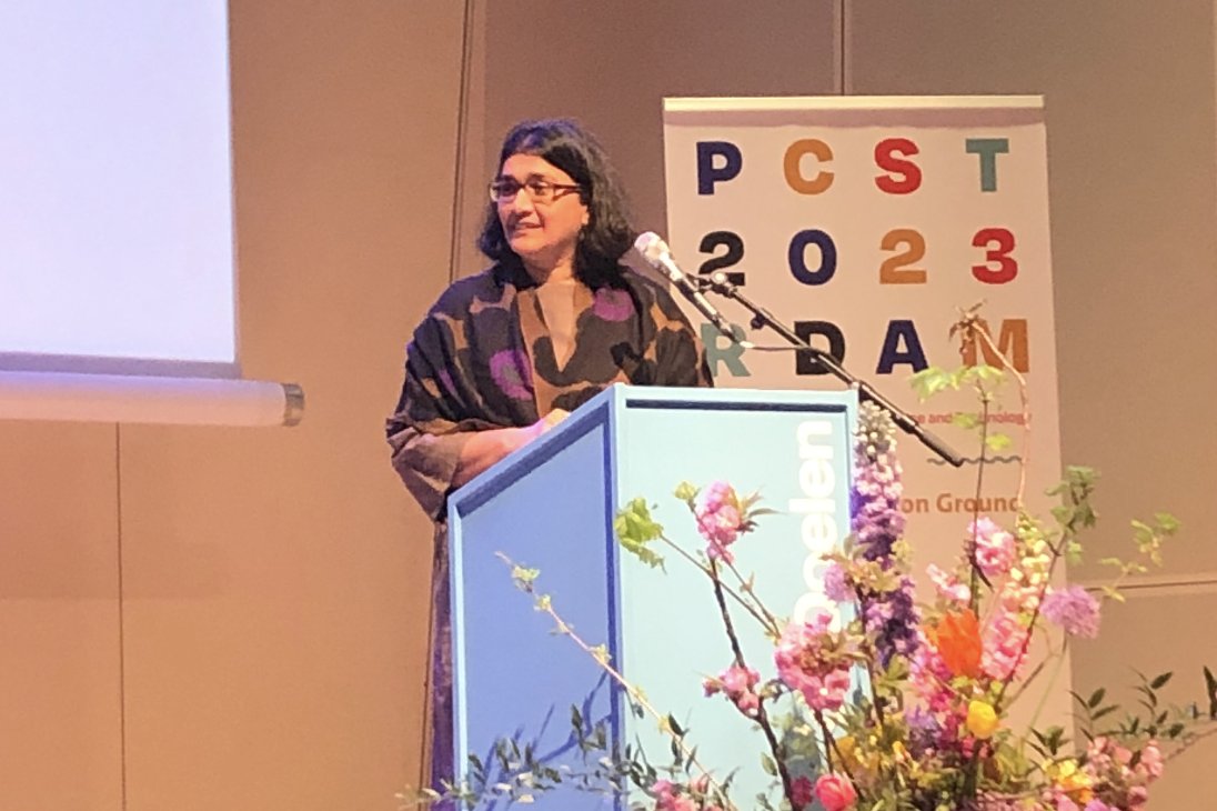 Alice Fleerackers tweet media