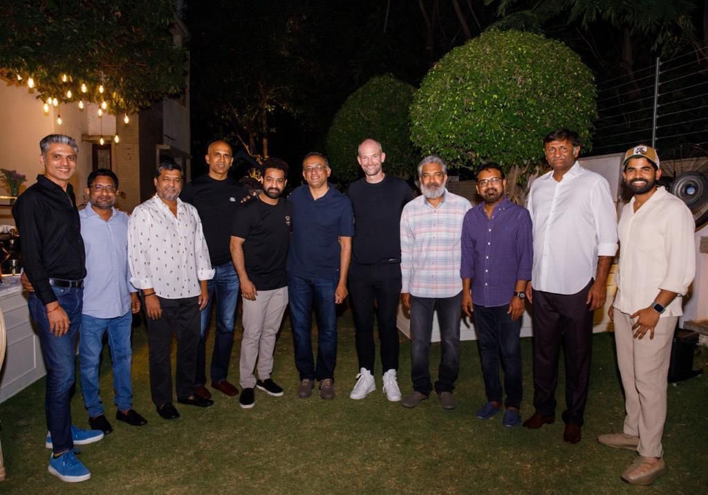 clickvenky's tweet photo. #NTR hosted a party at his house to #JamesFarrell, Vice President International, Amazon Studios, #SSRajamouli #Trivikram #KoratalaSiva and others from the film industry
#NTR30 https://t.co/IWwVRSOWhx