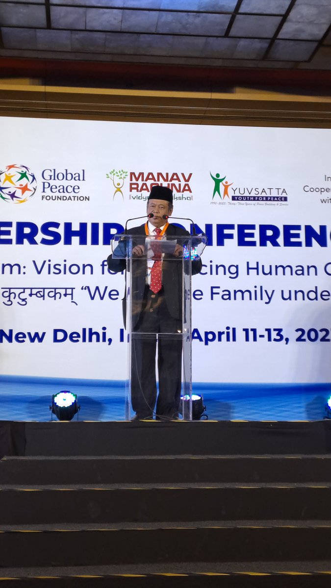 india_gpf's tweet photo. Dr. Marsudi Syuhud seeks to uphold the noble values of tradition in the modern world with the support of the Global Peace Foundation (#GPF) and the passion of the youth. He reflected on the futility of conflict and emphasizes the need to move beyond religious differences. #gplc https://t.co/mfy1GrLJkK