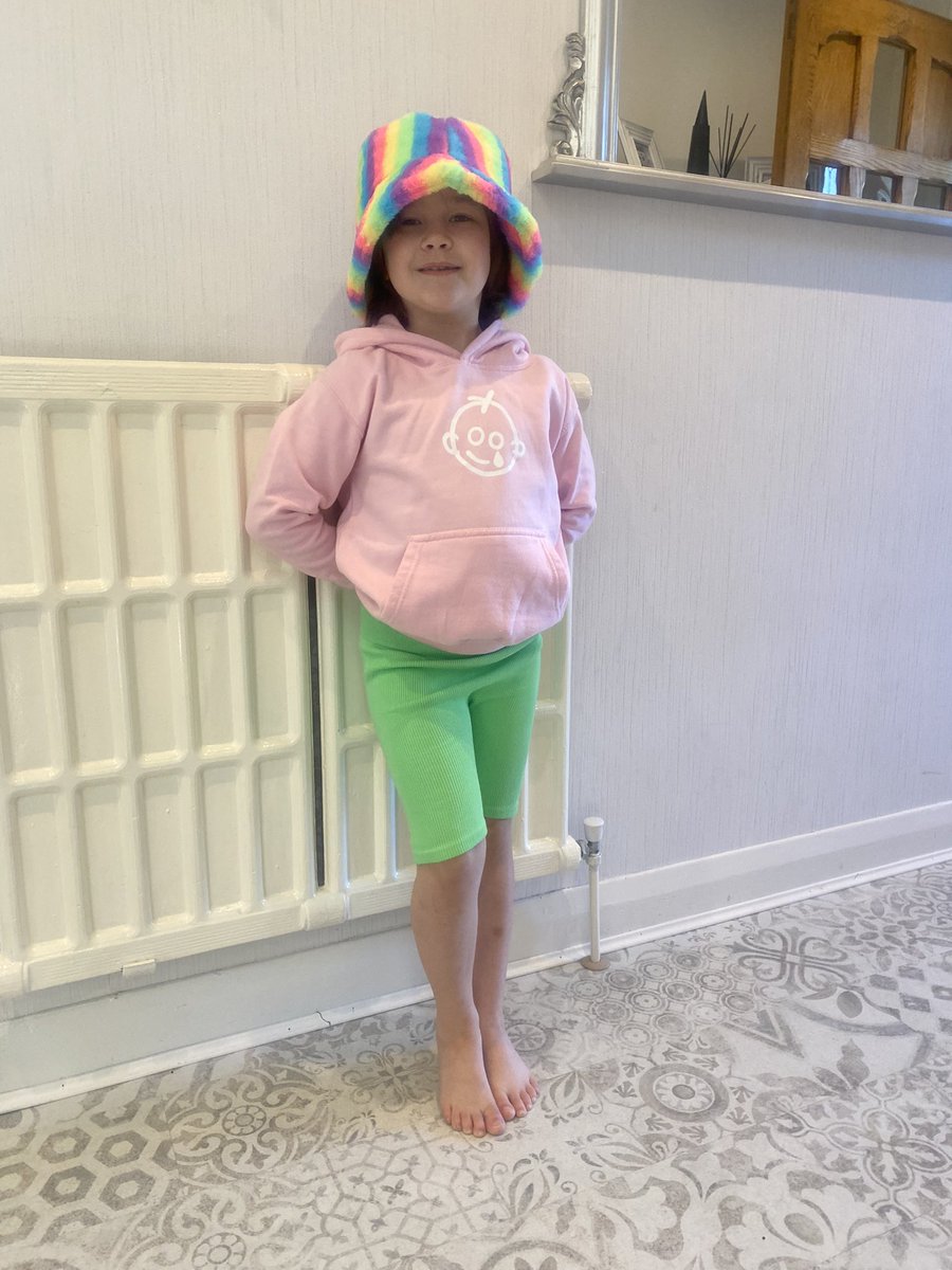 Dotties_journey's tweet photo. MRI day! Obligatory picture before we leave. https://t.co/NPvg6qccy2