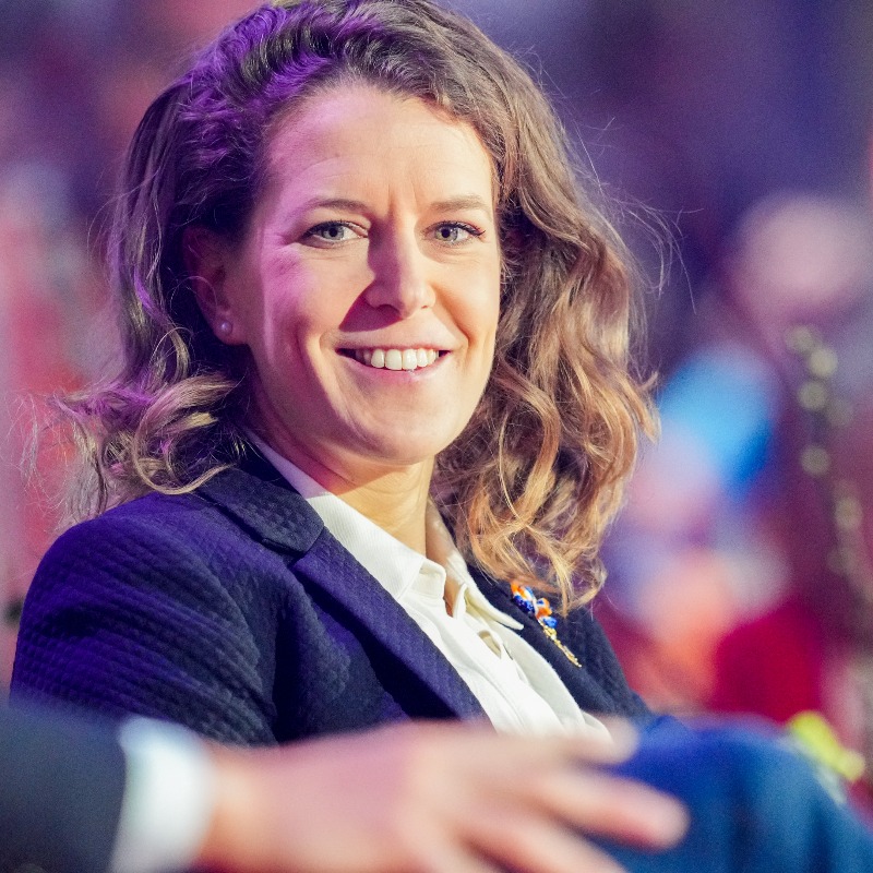 nocnsf's tweet photo. Ireen Wüst is dinsdag gestart als expert prestatiegedrag en mentale gezondheid.

In deze rol zal zij jonge talentvolle sporters begeleiden in voorbereiding op hun topsportcarrière.

#wewinnenveelmetsport | #TeamNL