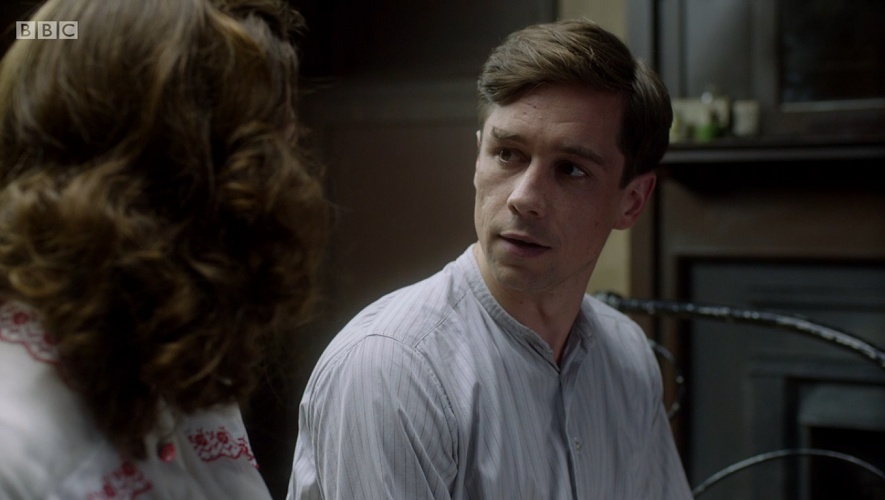 KillianScott_F's tweet photo. #killianscott #declandoyle #callthemidwife #irish #irishactor https://t.co/PWnPvv7rOa