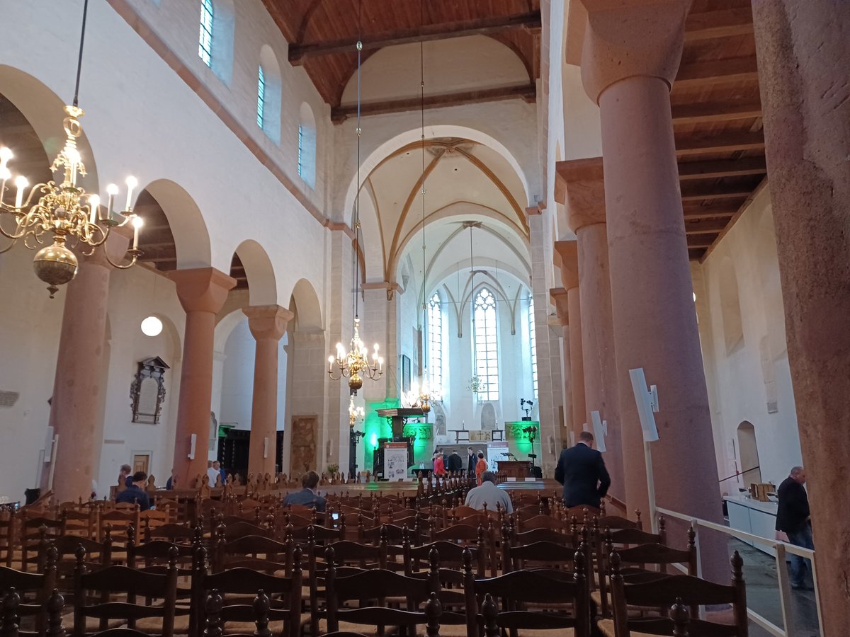 Bio_Bawan's tweet photo. What a beautiful location to start the #RecognitionandRewards festival! Looking forward to the sessions, most particulary on #OpenScience and R&R https://t.co/9NlzHh8ihB