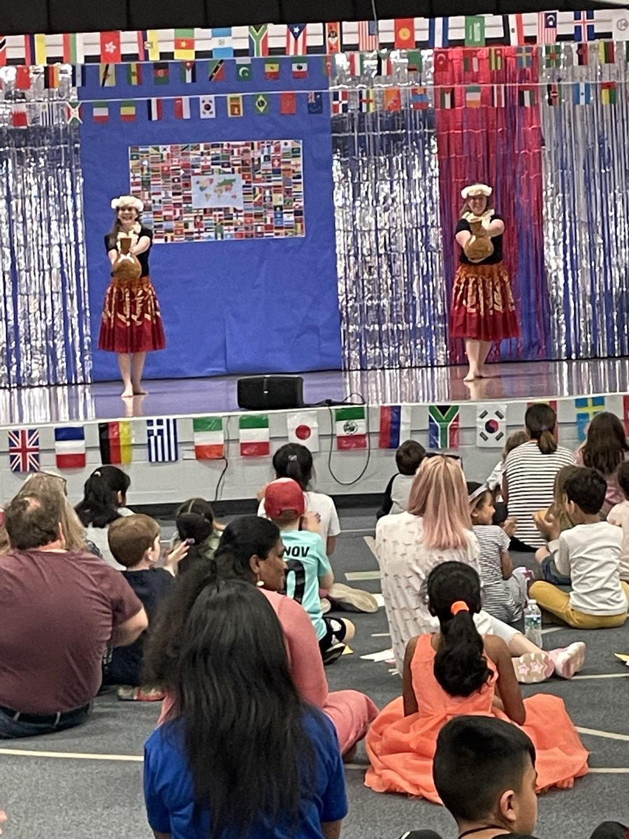 Laurie Donahue tweet media