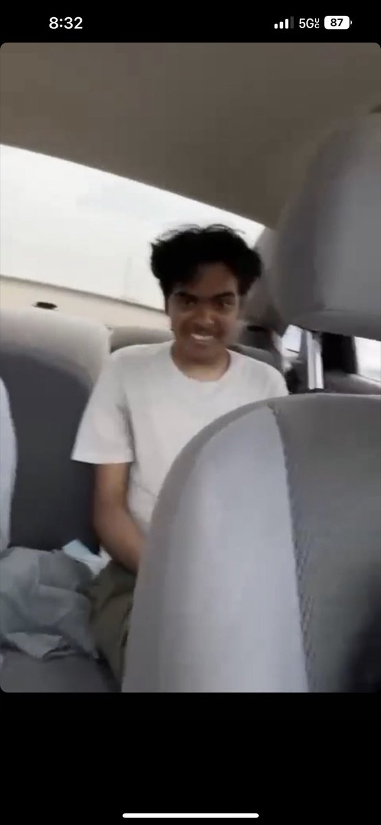 NathanIim's tweet photo. Rate my boy pls (he needs a ball date) https://t.co/KCF9bm3MUH
