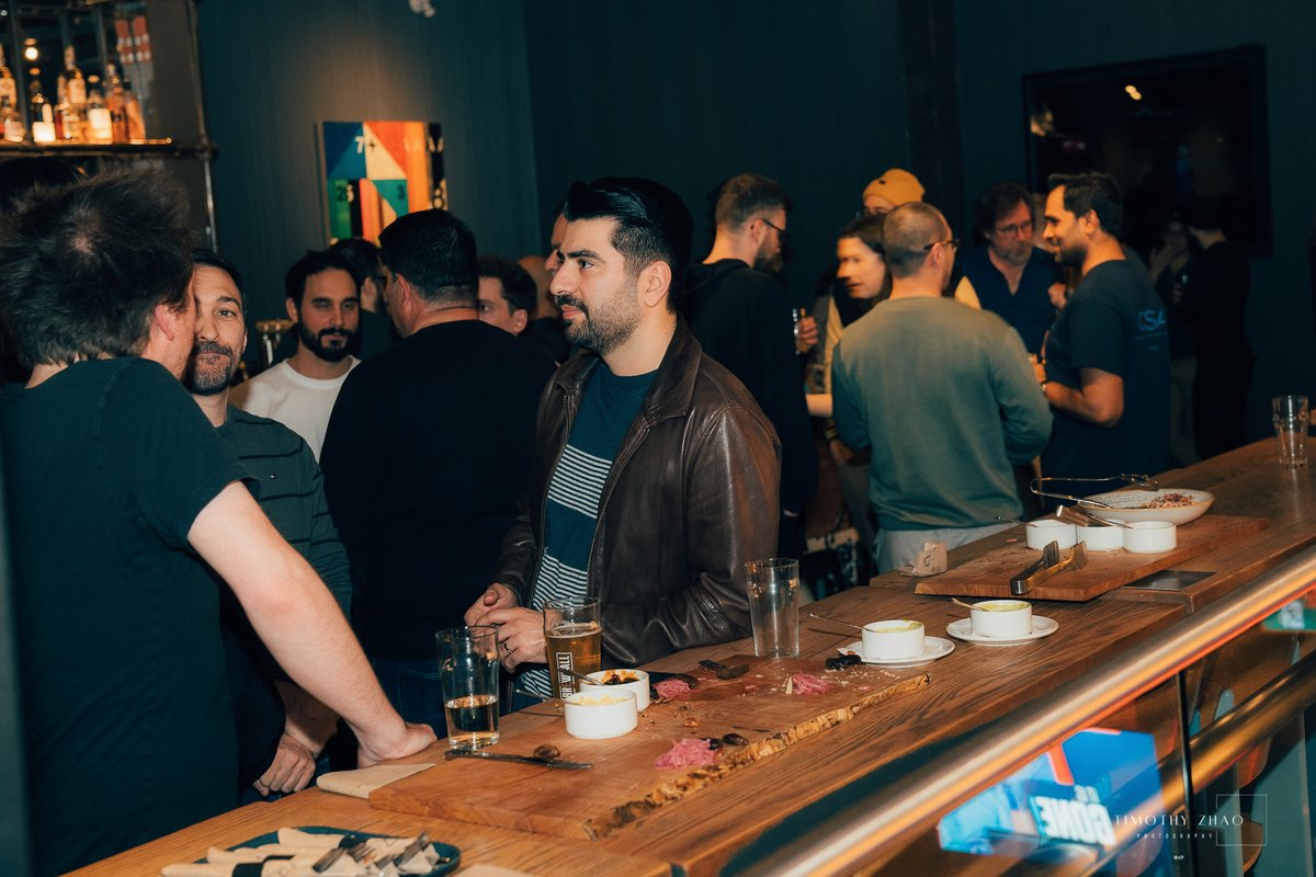 VESVancouver's tweet photo. That was a fun pub night last night, thanks CoSA VFX!
In the meantime keep your eyes out for details coming soon for our May Pub Night...
#vesvancouver #pubnight #VFX https://t.co/eio9KqdFKW