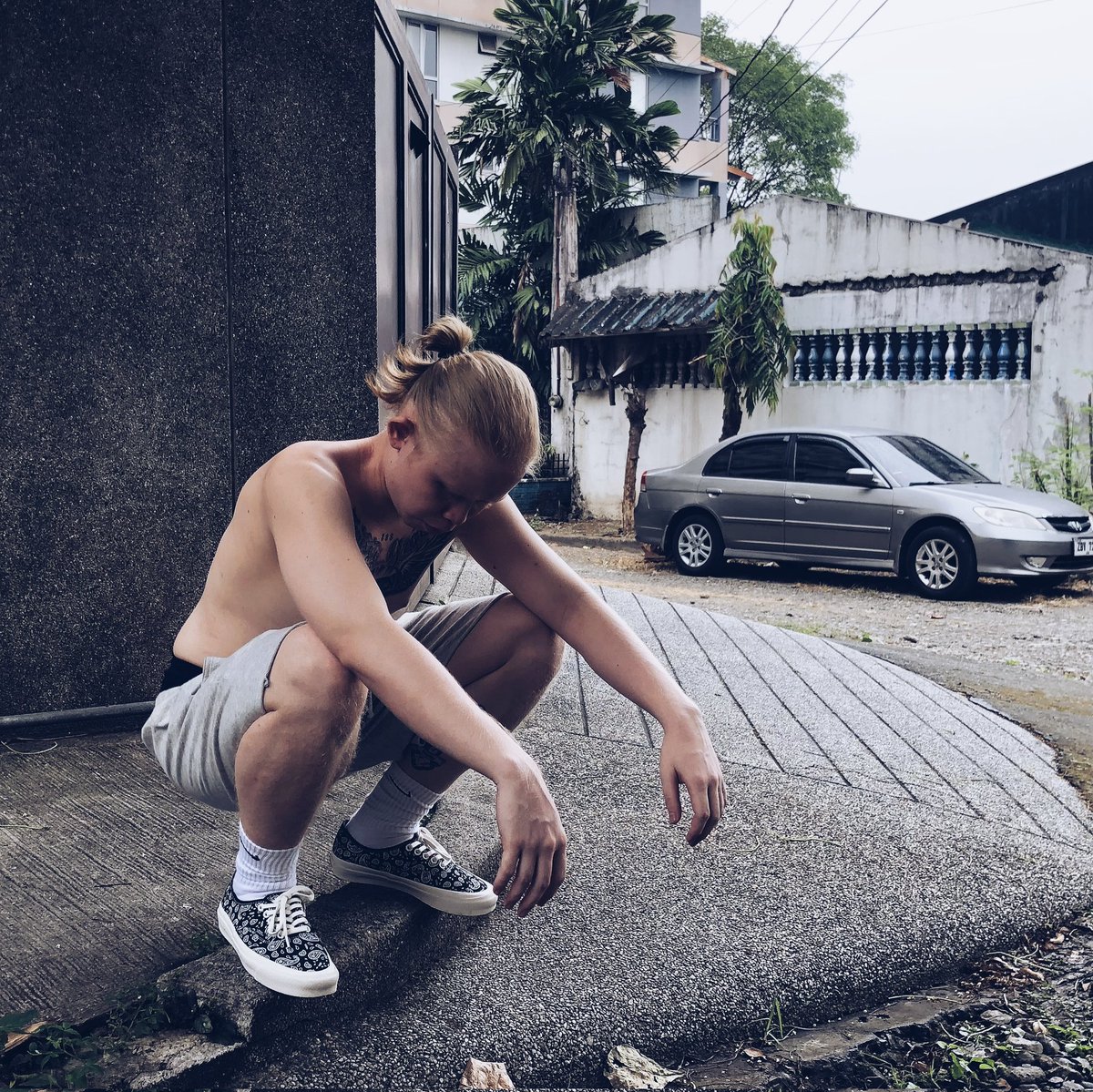 realecouno's tweet photo. Walang may pake hanggat di ka pa nananalo.... so fuck everybody and win. 

Triple Crown Mixtape dropping soon.... https://t.co/U4zjvJxfKq