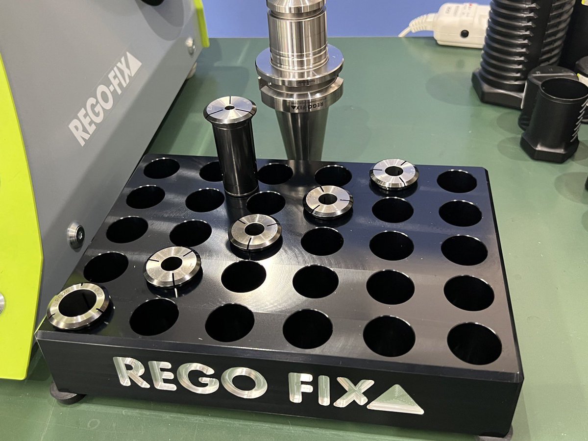 Cominix1's tweet photo. REGOパワーグリップユーザーの方が自作したコレットケースをいただきました!!!!
か、かっこいい!!!😳
#ものづくり #切削工具 #REGO #ツーリング #powergrip https://t.co/w8qfX3L2s1