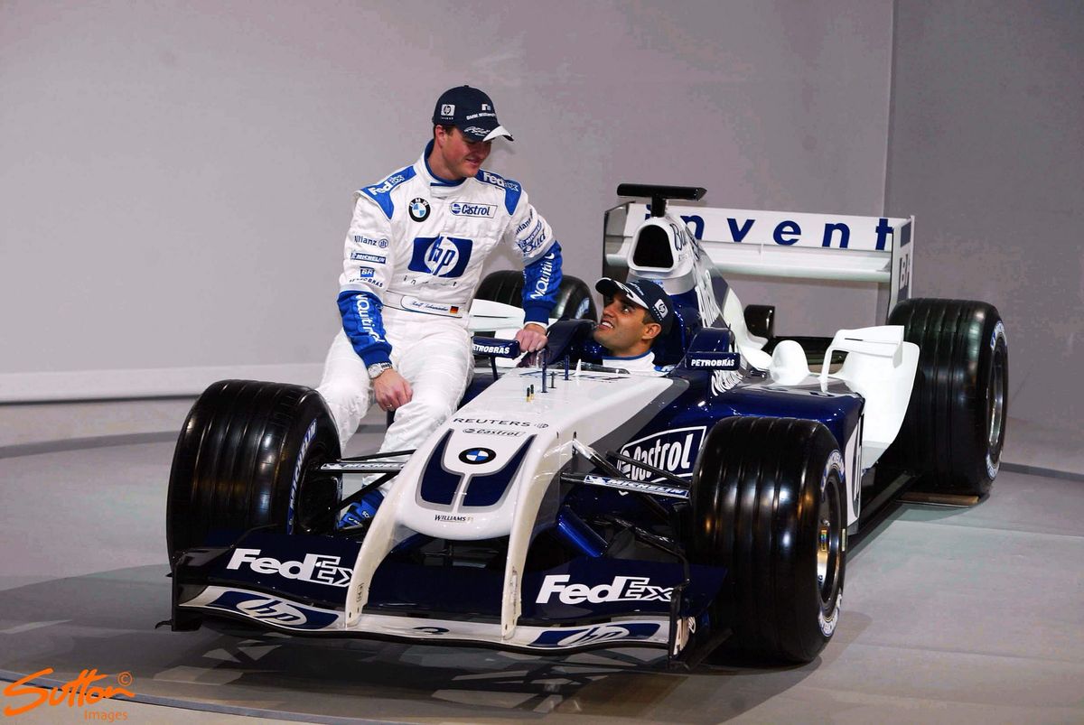 CrystalRacing's tweet photo. 2004 WILLIAMS-BMW #F1 LAUNCH

Juan Pablo Montoya &amp; Ralf Schumacher 

The infamous walrus nose of FW26 https://t.co/QMaBUDA5o7
