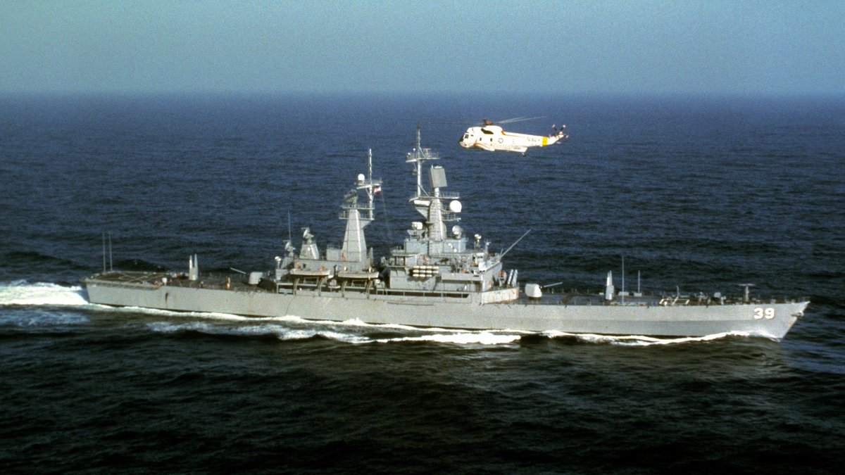 Boneyardsafari's tweet photo. A look back at USS Texas CGN-39 (1980’s) with a Sea King flying over. She sure had some sleek lines #cgn39 #usstexas #usstexascgn39 #sh3 #seaking #flynavy #aviationsafari #aviationpreservation #boneyardsafari https://t.co/tX28I47DrT