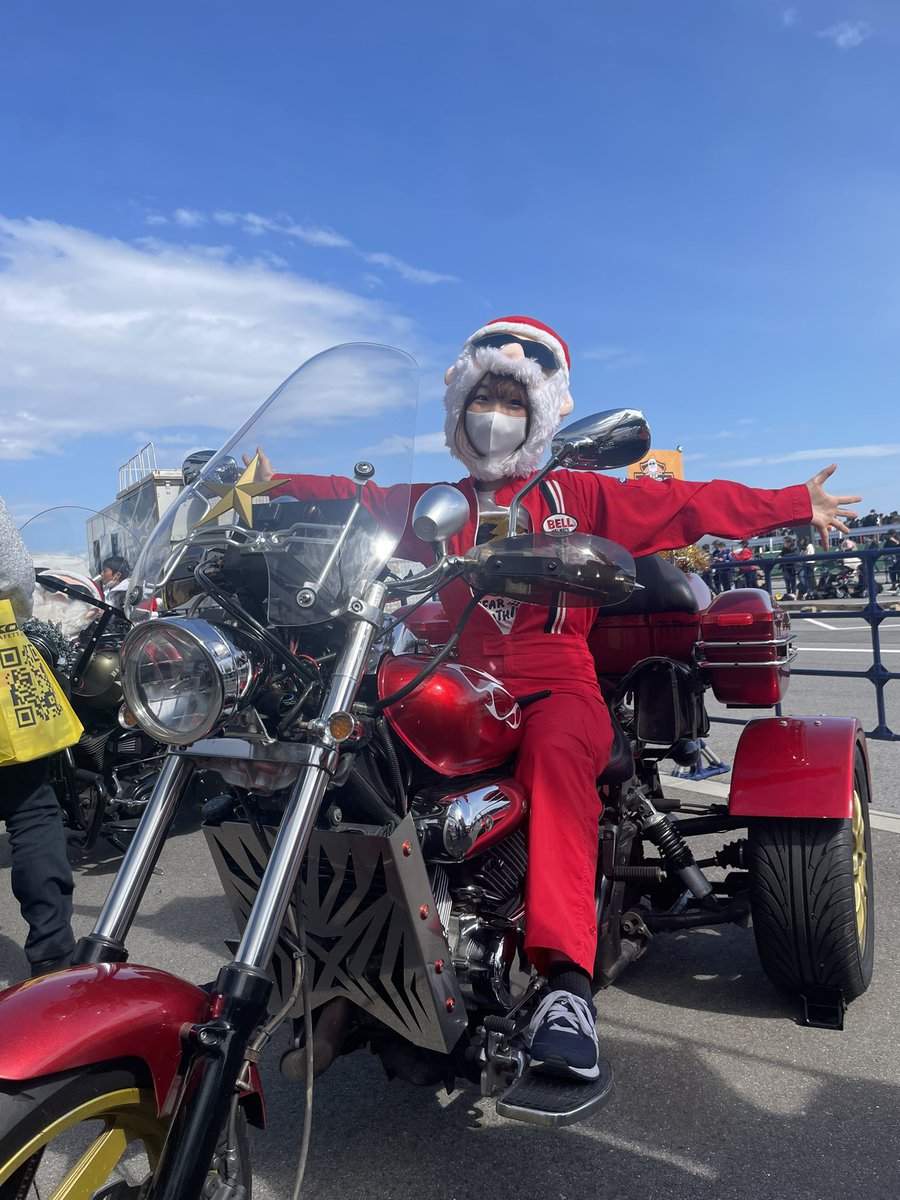 every39dct's tweet photo. #名古屋モーターサイクルショー　にて

『 #ハーレーサンタCLUB名古屋 』さんと出会いました🎅

子ども虐待防止オレンジリボン運動の啓発活動としてバイク等を使い、毎年12月にXmas TOYRUNパレードを開催しているそうです☃️🎄 https://t.co/uZdrNRgr85