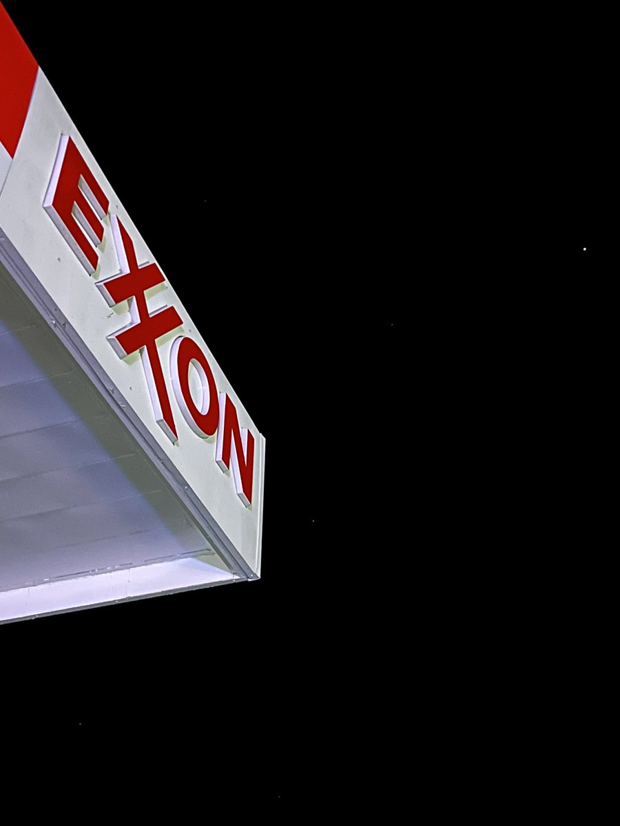 aphilly97's tweet image. She glistens in the night