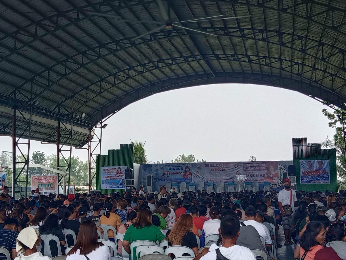 teampveofficial's tweet photo. TINGNAN: Nakahanda na ang ating mga kababayan sa Bocaue, Bulacan para sa pagdating ni @SenImeeMarcos para sa AICS distribution.

#IMEEsolusyon
#SuperAteNgPangulo

#TeamPVE https://t.co/Qf5lgHxoZs