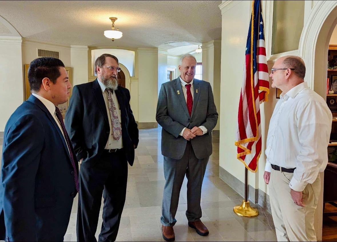 IsraelBaezaMO's tweet photo. The Pettis County Commission held a joint meeting today with Sen. Crawford, Rep. Pollitt, and Rep. Reedy at the MO State Capitol.

It's always great to collaborate with our state partners and together work toward solutions that benefit the residents of our Great County. https://t.co/ZDscqS87eo