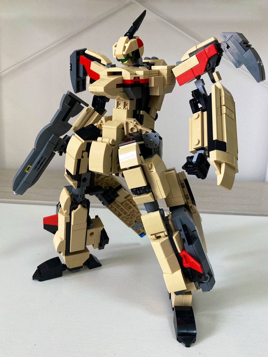 saenaiturnpick's tweet photo. レゴ YF-19
ファストパックを作成しました。
#レゴ　#LEGO
#マクロス https://t.co/itENwPAOqn