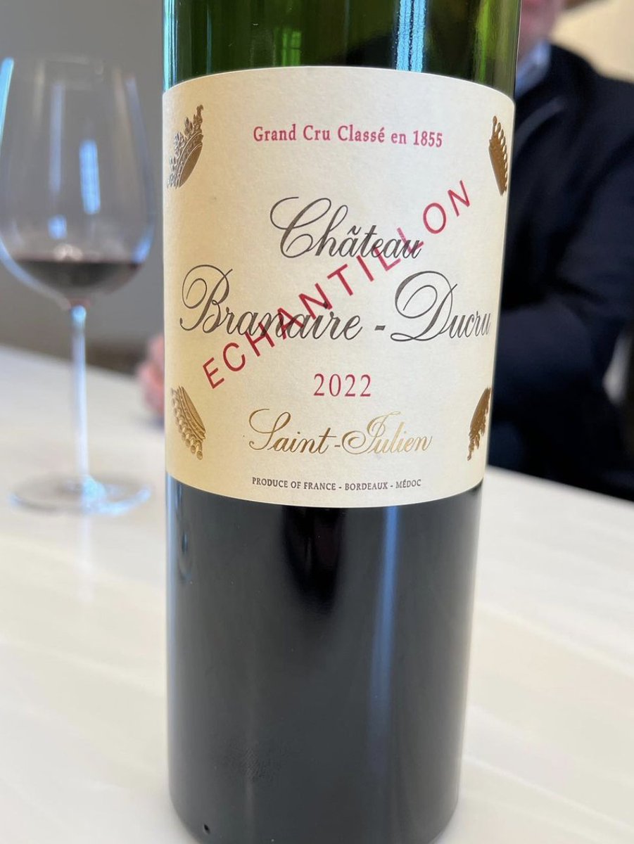 Just tasted the best #Bordeaux barrel sample of Château Branaire-Ducru in my career. 2022 is a top year. Tasted and rated more than 1000 wines so far.

#bordeauxwine #bordeaux #frenchwine #jamessuckling #winelover  #topwine #greatwine #winelover #winetasting 
#bordeauxwines