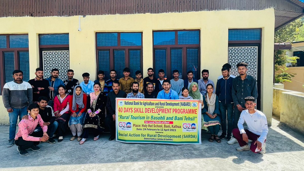 SARDA_ORG's tweet photo. Validation and Certificate Distribution under SDP Rural Tourism Kathua, Jammu. Social Action for Rural Development- SARDA @SardaIndia @Nabard @JandKTourism  @Nareshsinghljp https://t.co/duBT9EPFte
