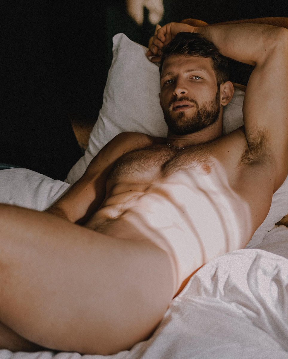 twoocity's tweet photo. 📸 https://t.co/lLoCAE6XXb 

#twoocity #gay #konstantiniam https://t.co/bR3UrO1VIM