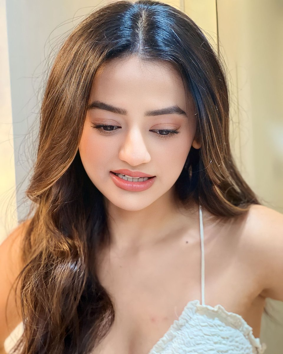 Good morning 💞 

#HellyShah ❤️ #HellyHolics
<a href="/palettefm_bot2/">Palette Backup</a> <a href="/OfficialHelly7/">HELLY</a>