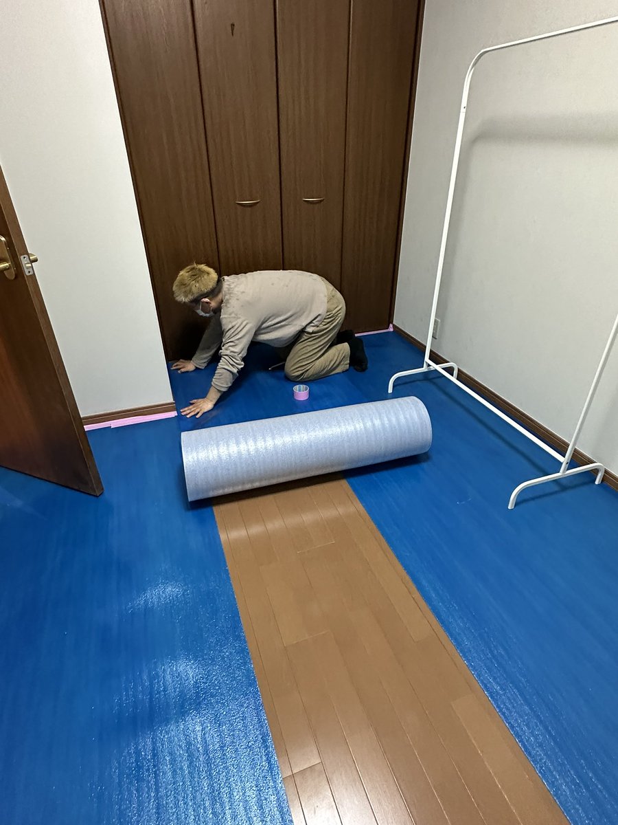 at_reform's tweet photo. 黄砂は気になりますが、現場は動いています。住みながらのリフォーム、お客様の暮らしを早く快適なものにしなくては。(^^)

#リフォーム https://t.co/vlXj3Vo3Xn
